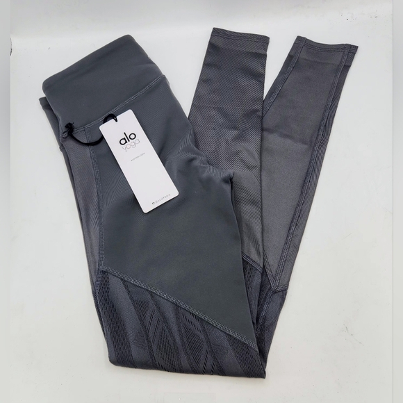 ALO YOGA VITALITY LEGGING LIVELY LACE IN SLATE GLOSSY SIZE XS - Picture 2 of 13